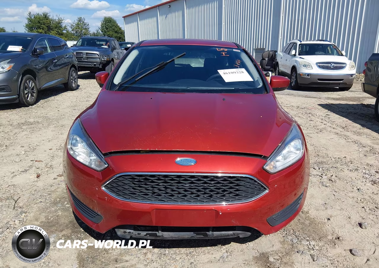 2018 Ford Focus Se VIN:1FADP3K24JL243121 - 6