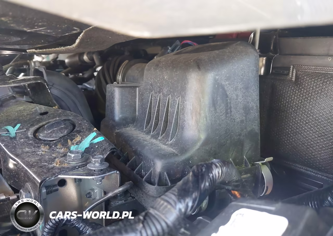 2024 Nissan Versa 1.6 S VIN:3N1CN8DV5RL930207 - 10