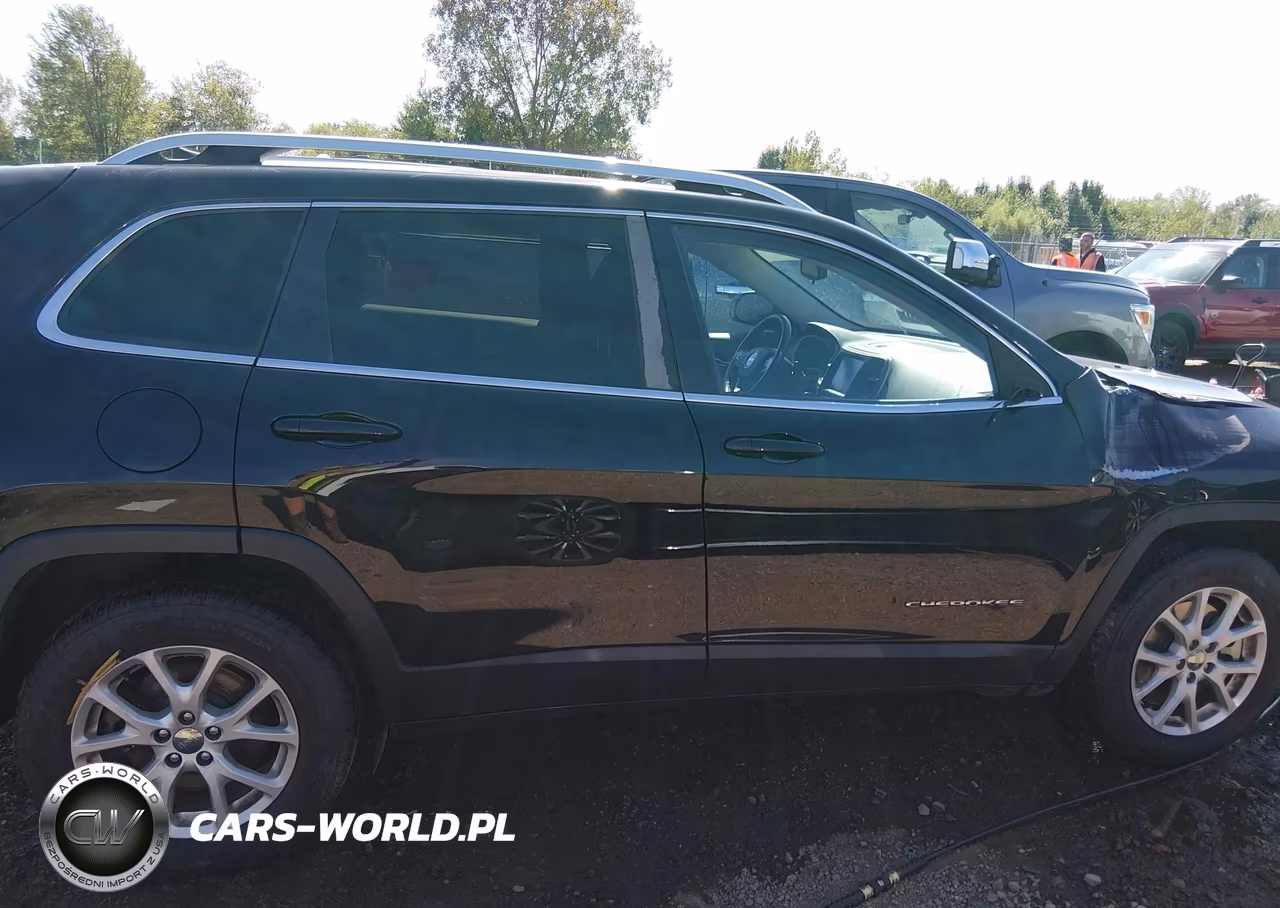 2016 Jeep Cherokee Latitude VIN:1C4PJMCB8GW287076 - 13