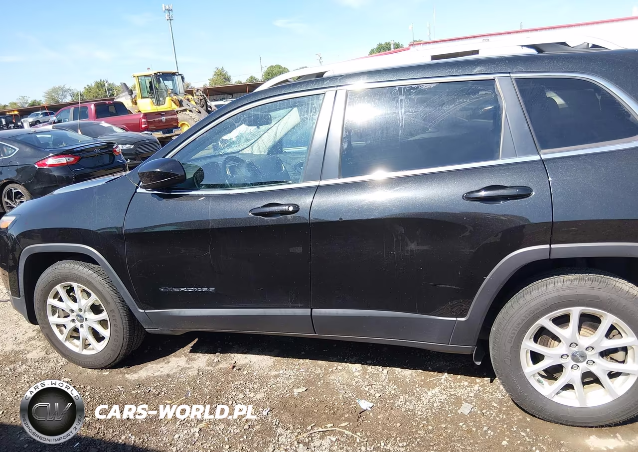2016 Jeep Cherokee Latitude VIN:1C4PJMCB8GW287076 - 14