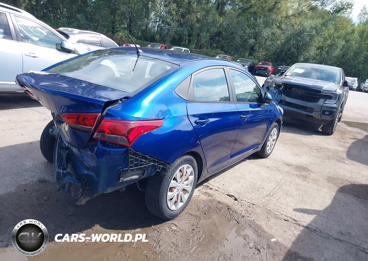 2019 Hyundai Accent Se VIN:3KPC24A38KE055099 - 4