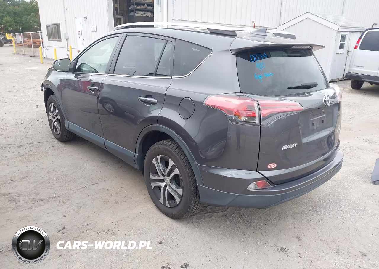 2017 Toyota Rav4 Le VIN:JTMBFREV9HJ709127 - 3