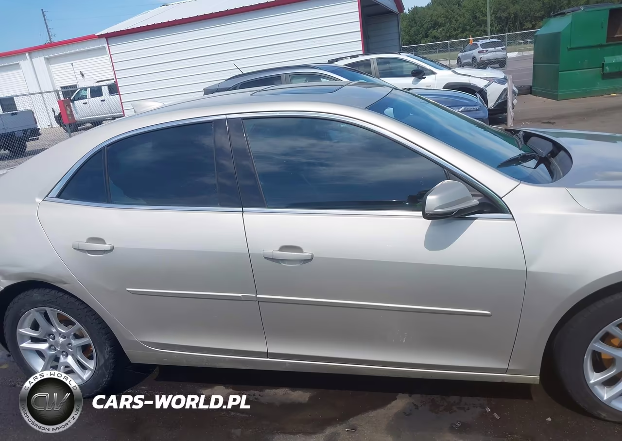 2015 Chevrolet Malibu 1Lt VIN:1G11C5SL9FF100242 - 13