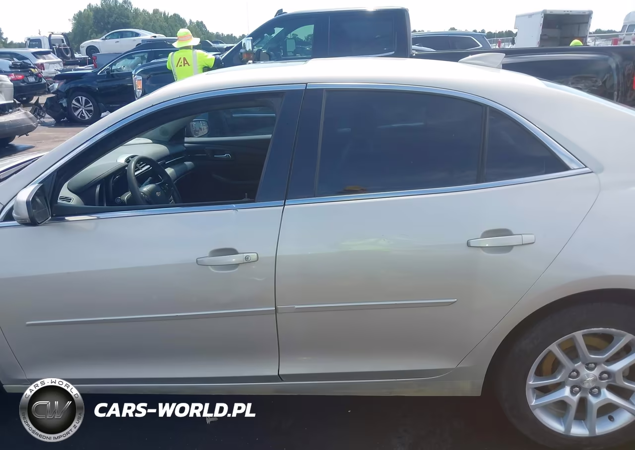 2015 Chevrolet Malibu 1Lt VIN:1G11C5SL9FF100242 - 14