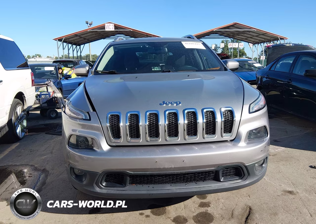 2016 Jeep Cherokee Latitude VIN:1C4PJMCS5GW221231 - 17