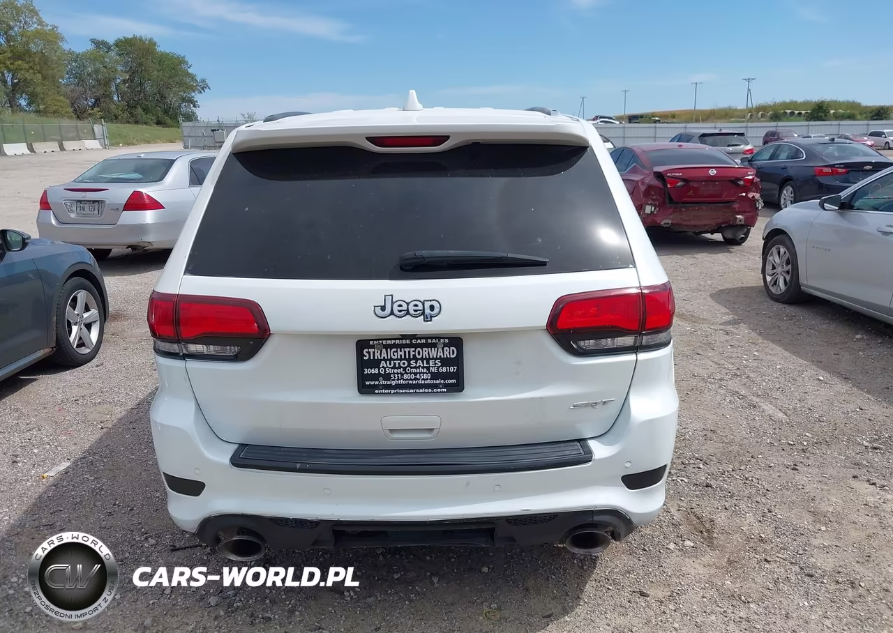 2017 Jeep Grand Cherokee Srt VIN:1C4RJFDJ8HC911181 - 16