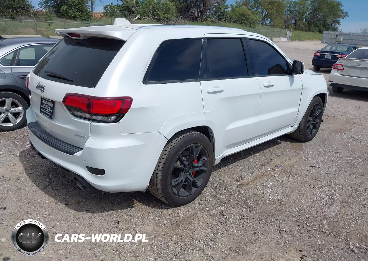 2017 Jeep Grand Cherokee Srt VIN:1C4RJFDJ8HC911181 - 4