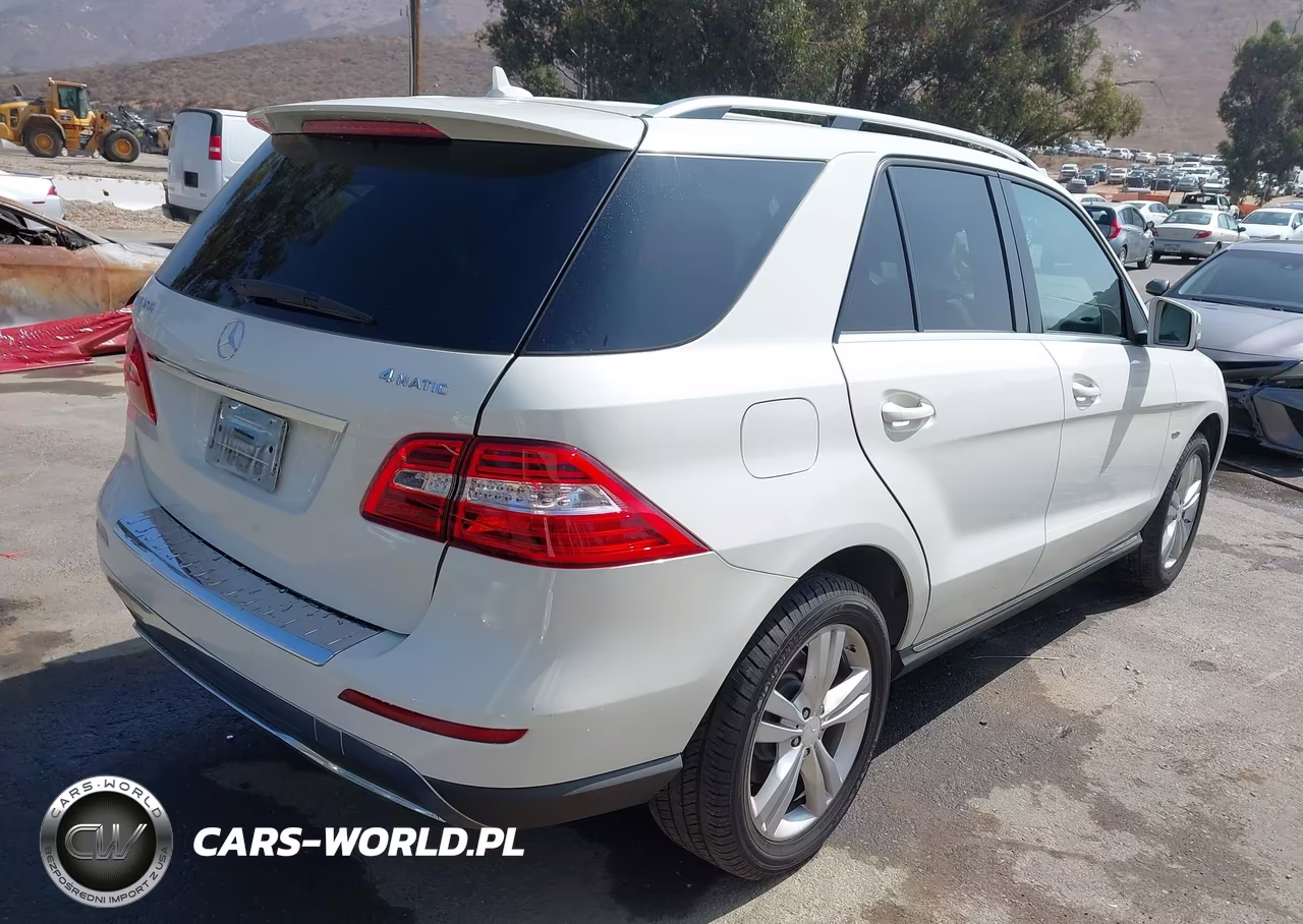 2012 Mercedes-Benz Ml 350 4Matic VIN:4JGDA5HB3CA005804 - 4