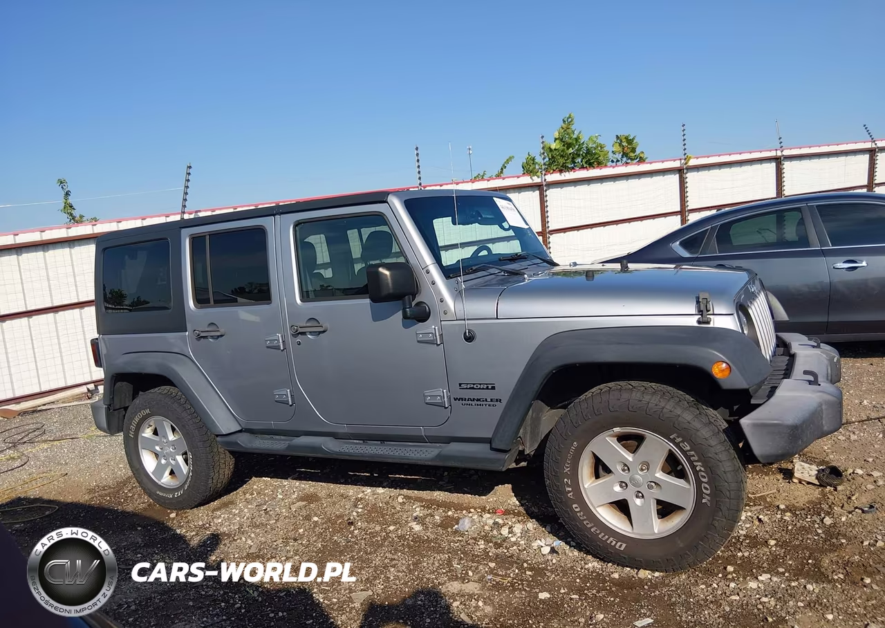 2015 Jeep Wrangler Unlimited Sport VIN:1C4BJWDG8FL657670 - 13