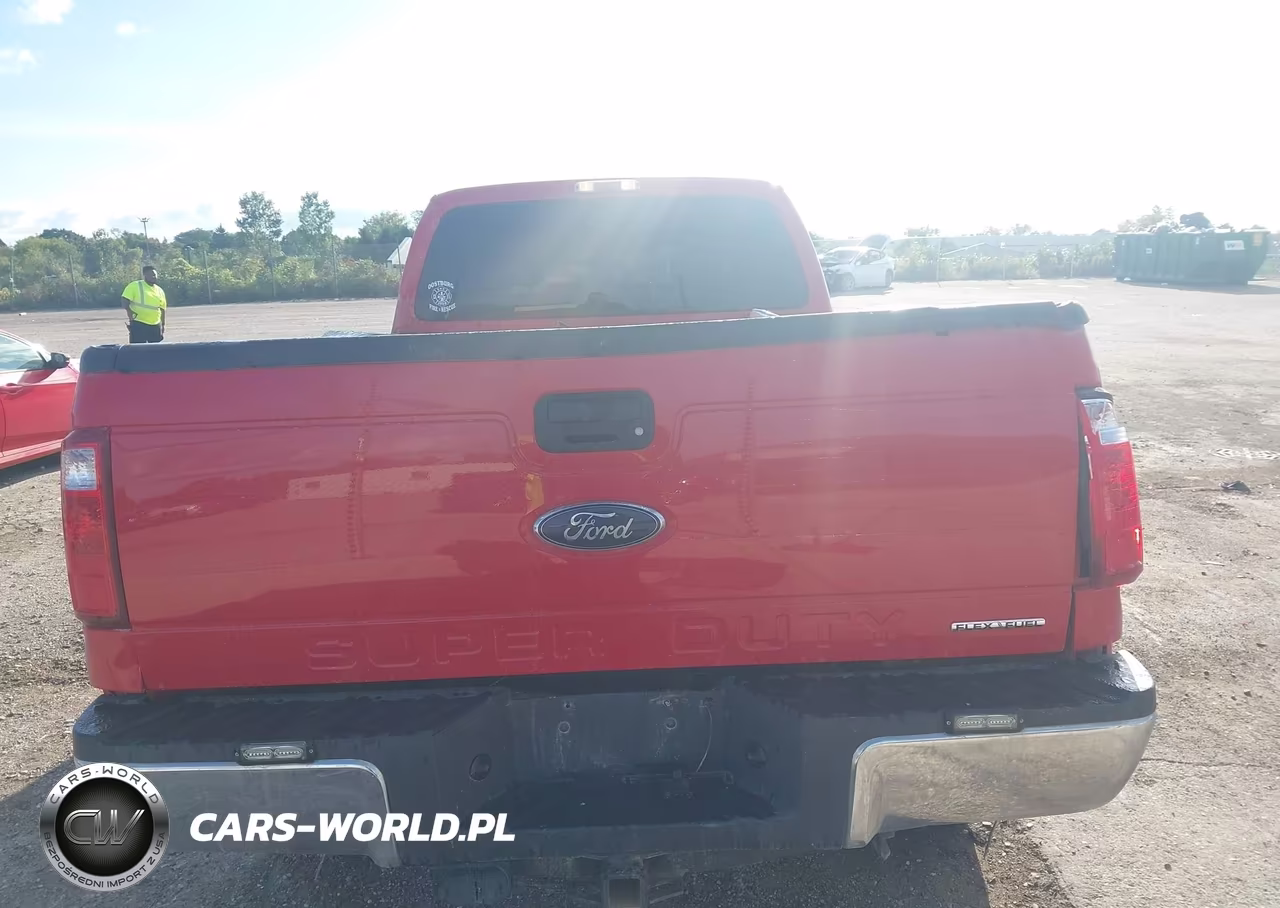 2013 Ford F-250 Xlt VIN:1FT7X2B65DEB35328 - 16