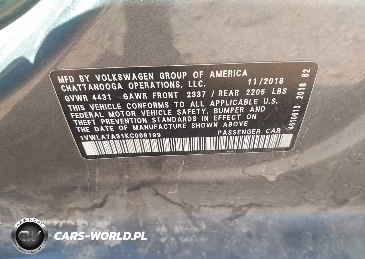 2019 Volkswagen Passat 2.0T Wolfsburg Edition VIN:1VWLA7A31KC009199 - 9