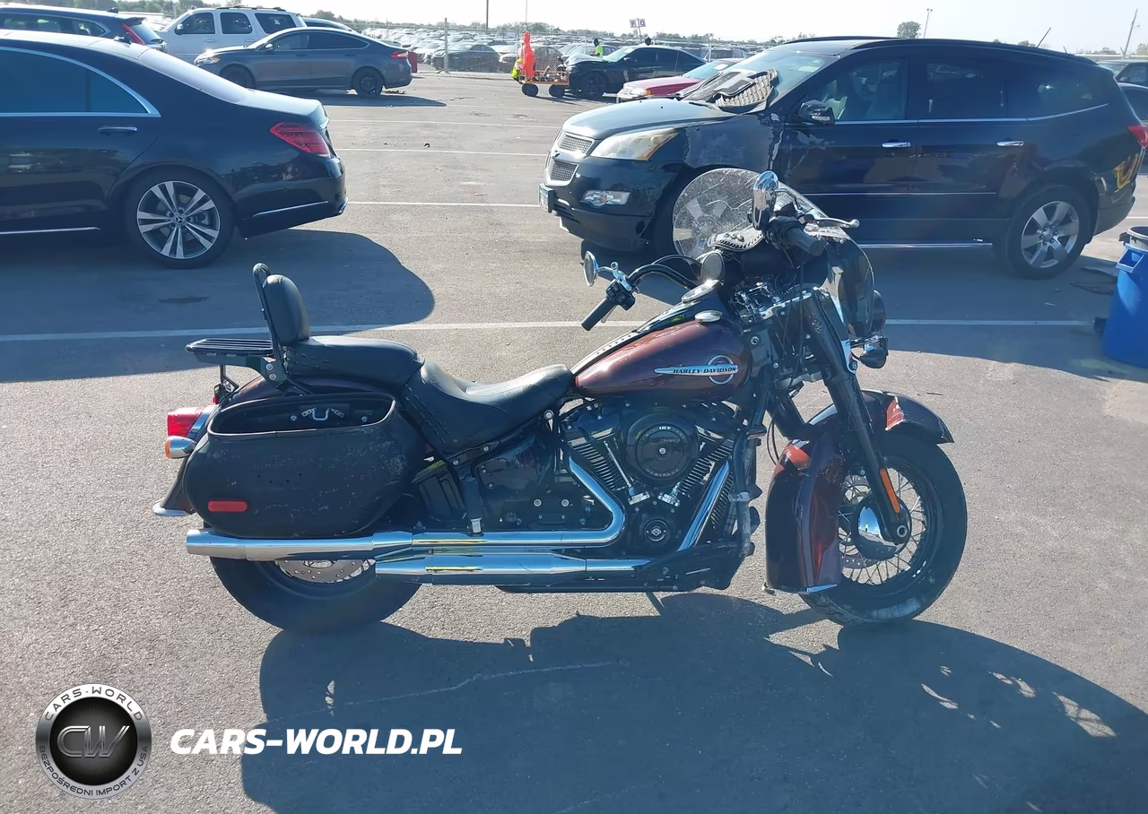 2018 Harley-Davidson Flhc Heritage Classic VIN:1HD1YAJ13JC031610 - 12