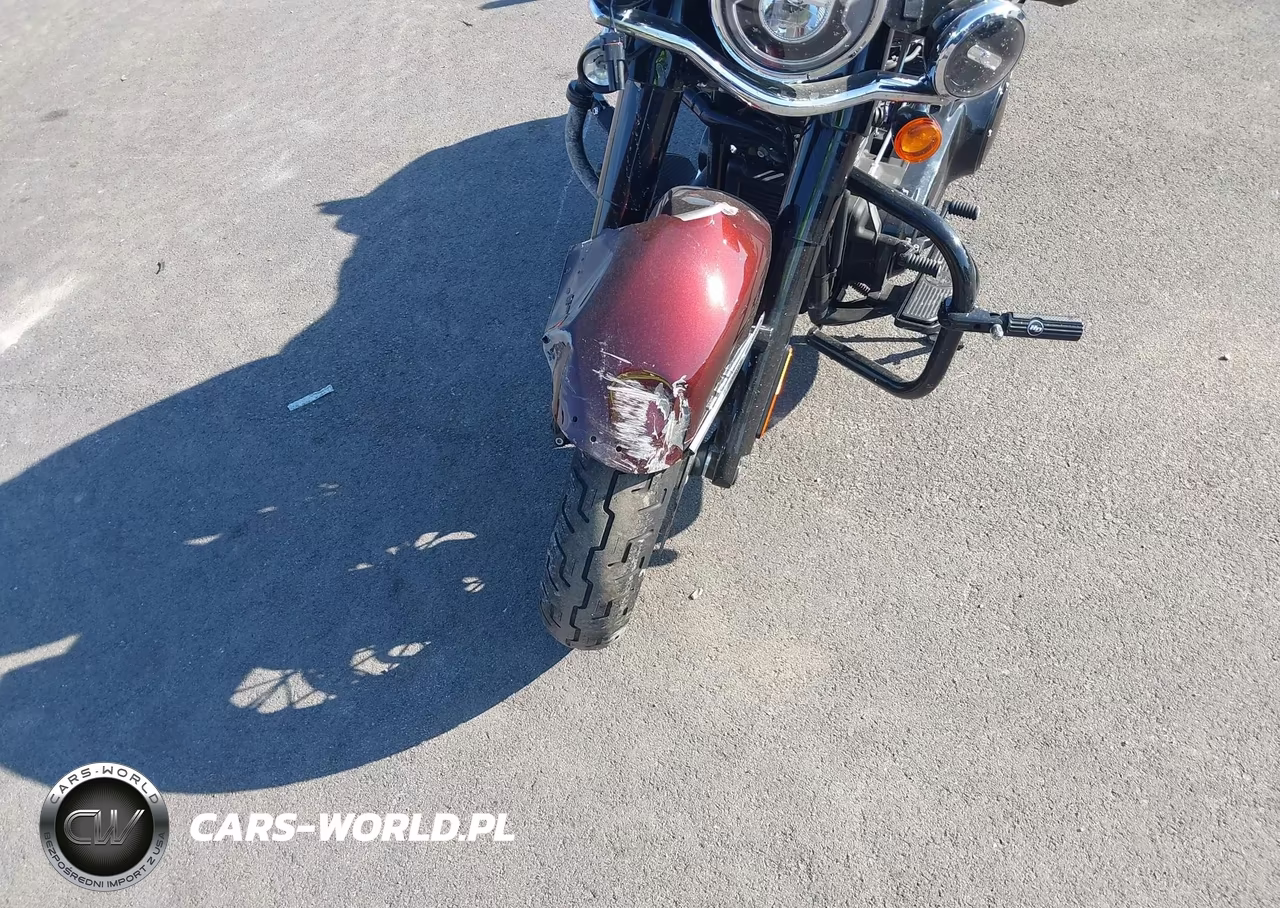 2018 Harley-Davidson Flhc Heritage Classic VIN:1HD1YAJ13JC031610 - 15