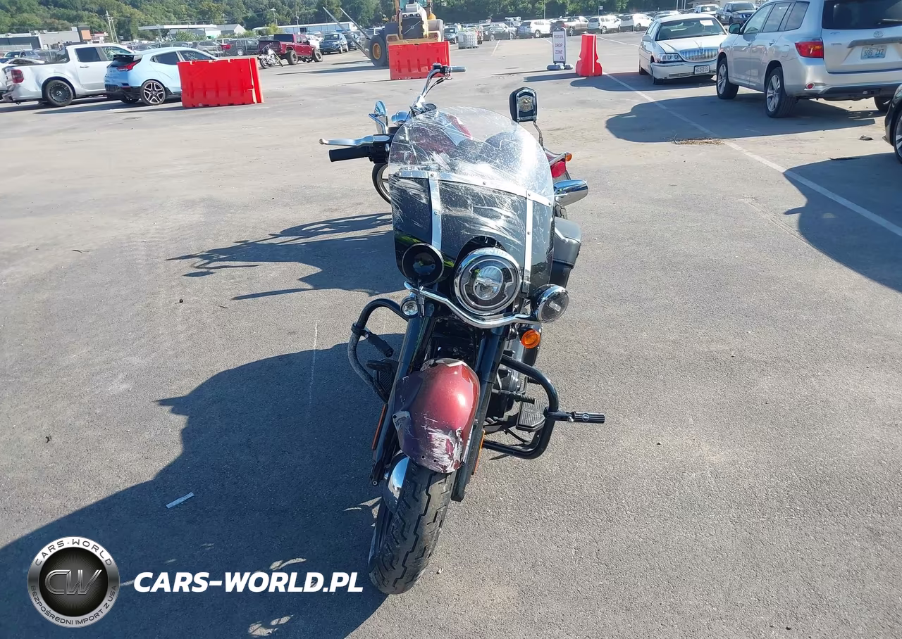 2018 Harley-Davidson Flhc Heritage Classic VIN:1HD1YAJ13JC031610 - 5