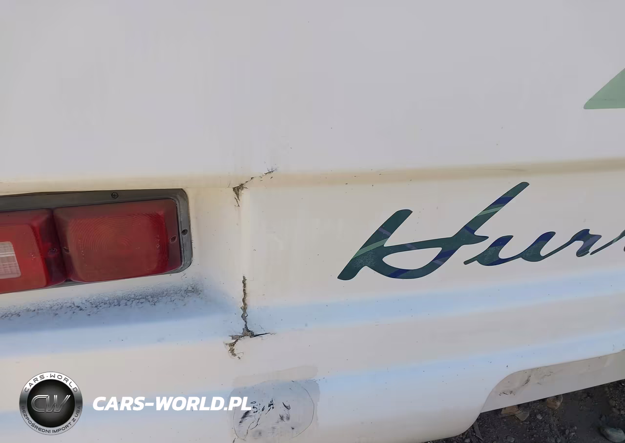 1999 Ford F550 Super Duty Stripped Chass VIN:3FCLF53S8XJA17059 - 19