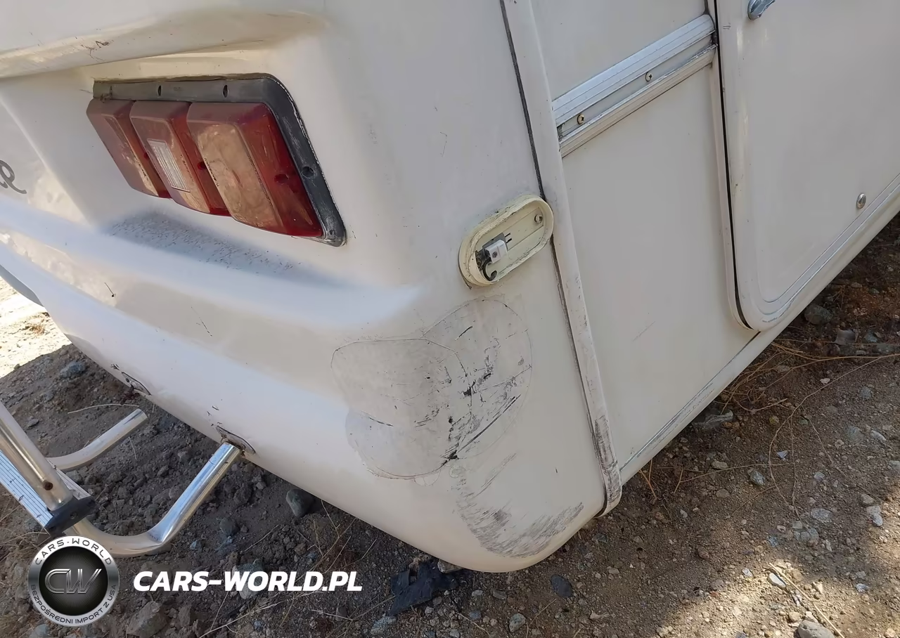 1999 Ford F550 Super Duty Stripped Chass VIN:3FCLF53S8XJA17059 - 20