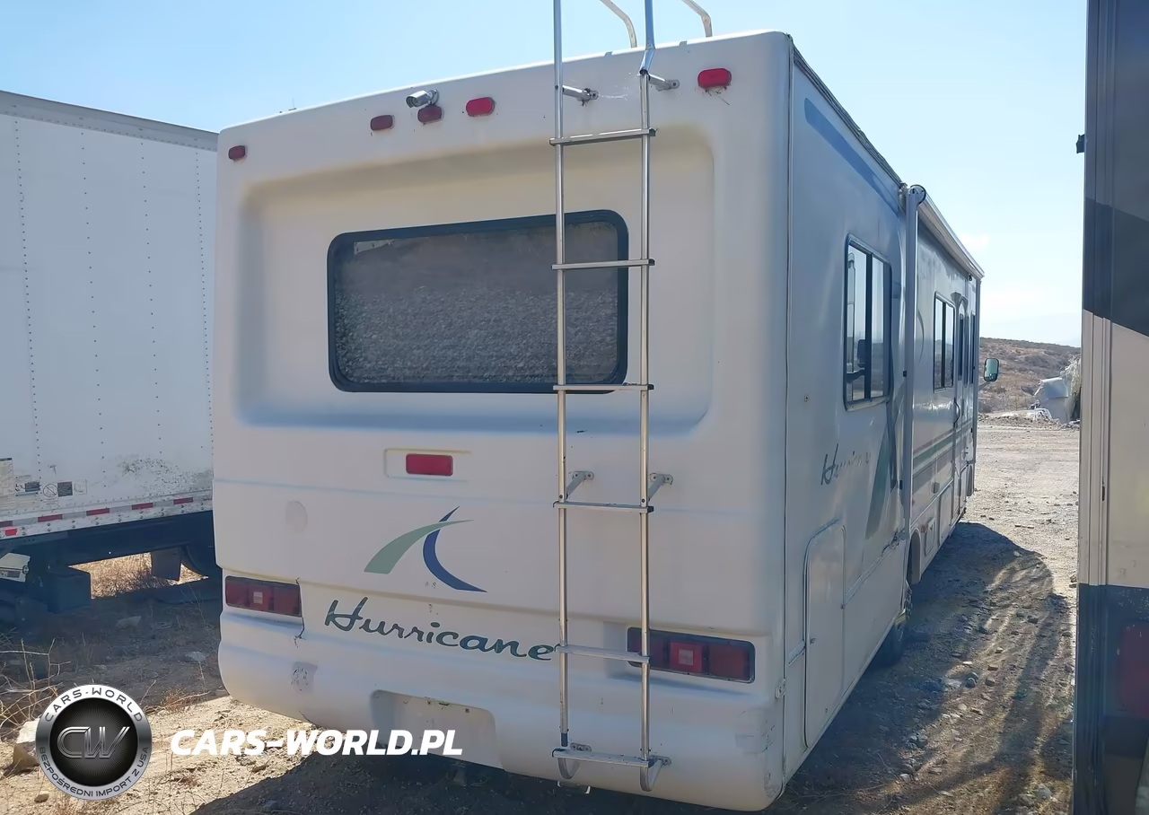 1999 Ford F550 Super Duty Stripped Chass VIN:3FCLF53S8XJA17059 - 4