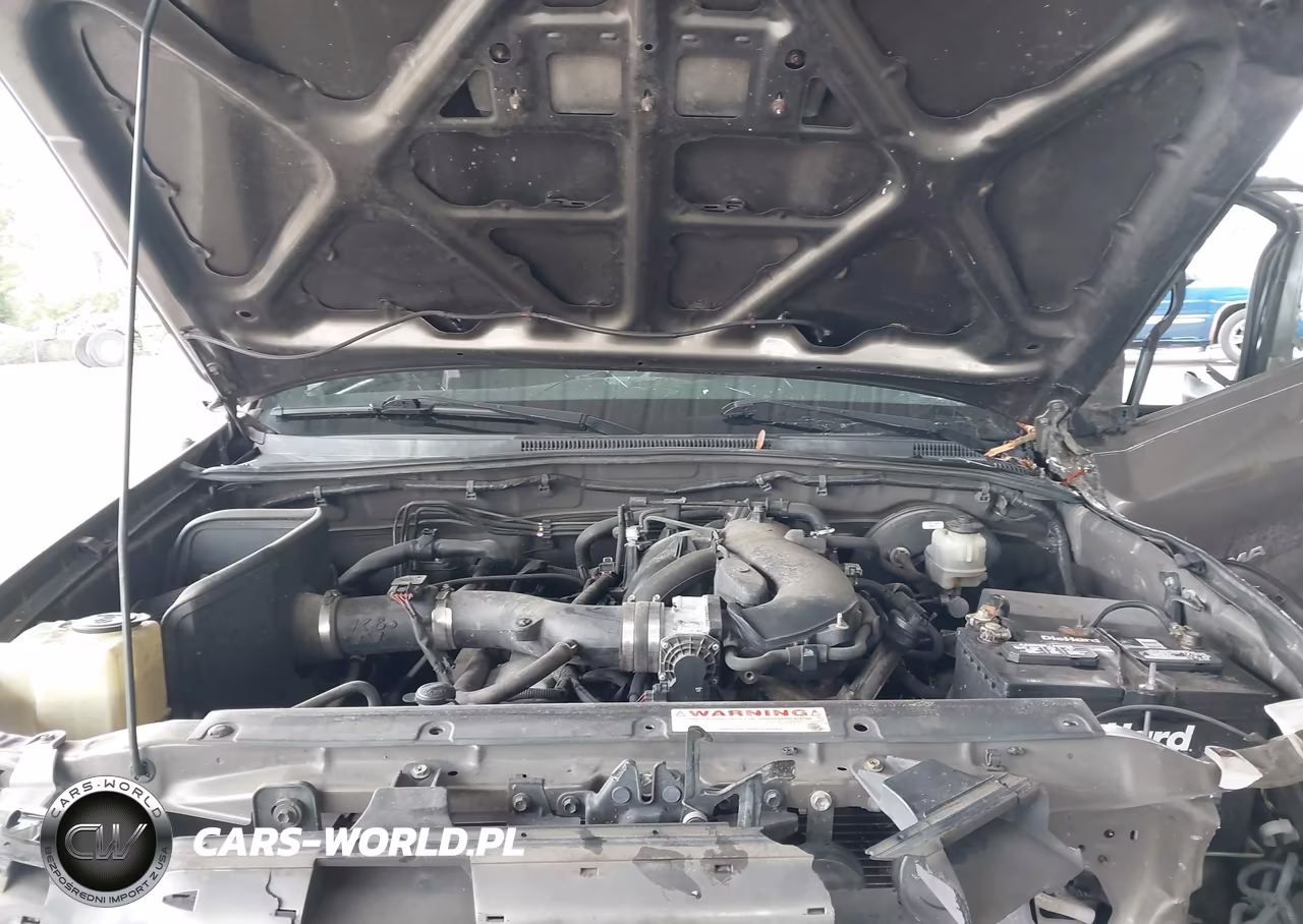 2010 Toyota Tacoma Prerunner V6 VIN:5TETU4GN6AZ717000 - 10
