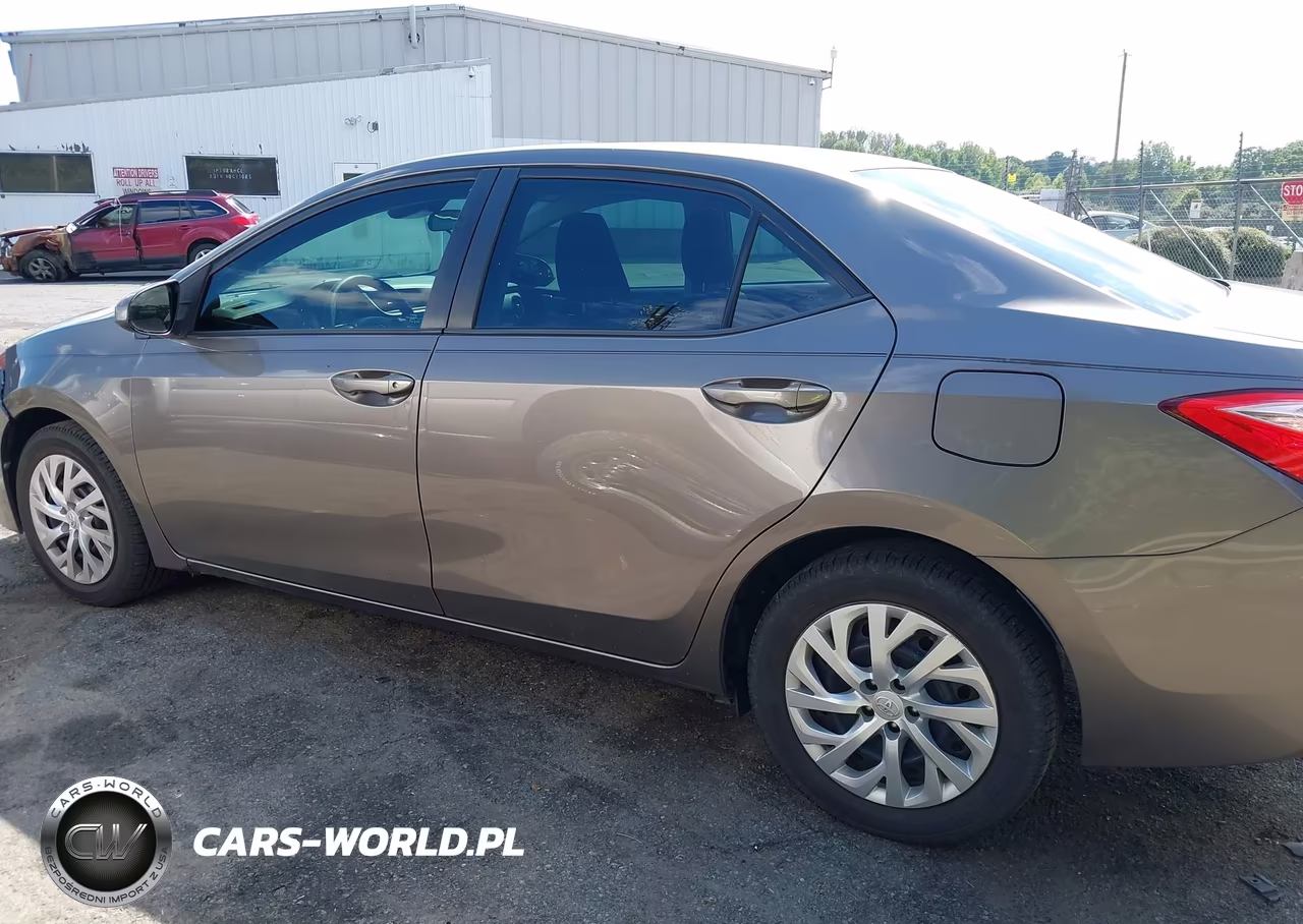 2019 Toyota Corolla Le VIN:2T1BURHE4KC180111 - 14