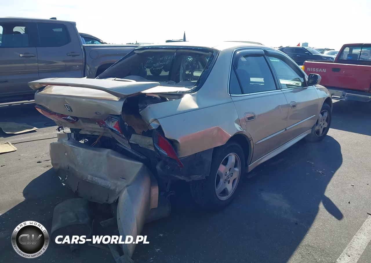 2002 Honda Accord 3.0 Ex VIN:1HGCG16532A043702 - 4