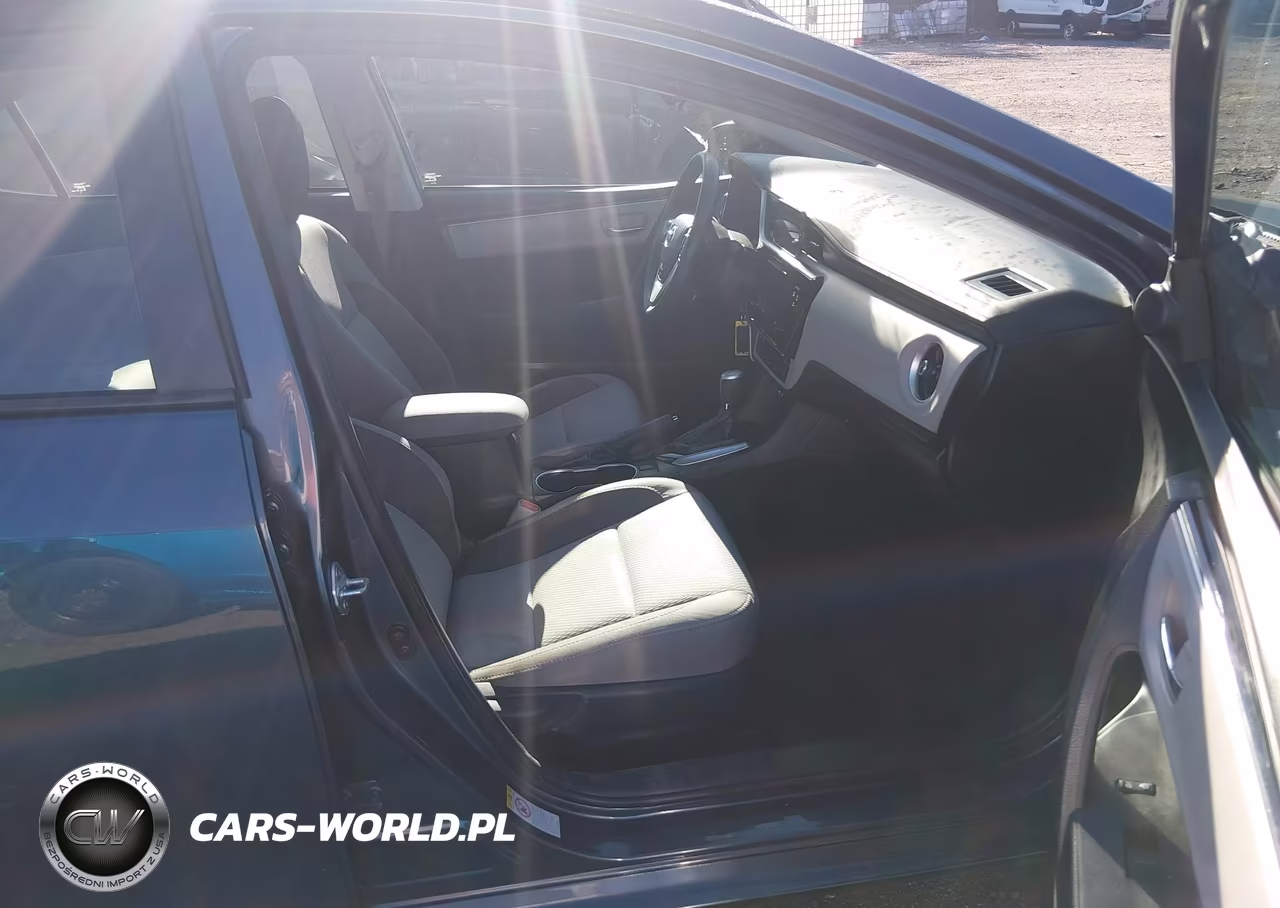 2017 Toyota Corolla Le VIN:2T1BURHE7HC947815 - 5