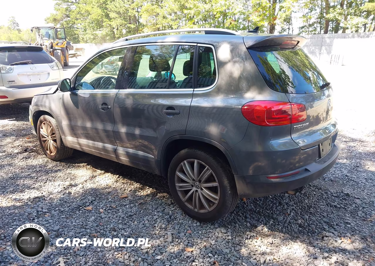 2014 Volkswagen Tiguan Se VIN:WVGBV3AX4EW526638 - 3