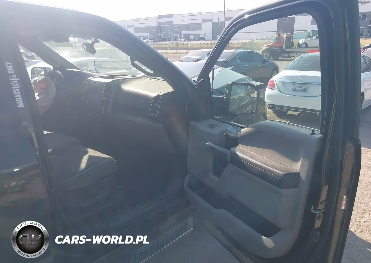 2018 Ford F-150 Xlt VIN:1FTEW1EG3JFA05675 - 5