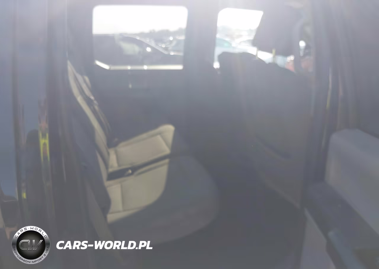 2018 Ford F-150 Xlt VIN:1FTEW1EG3JFA05675 - 8