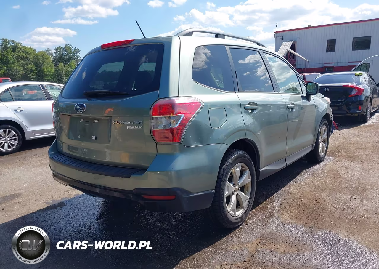 2015 Subaru Forester 2.5I Premium VIN:JF2SJAFC3FH414933 - 4