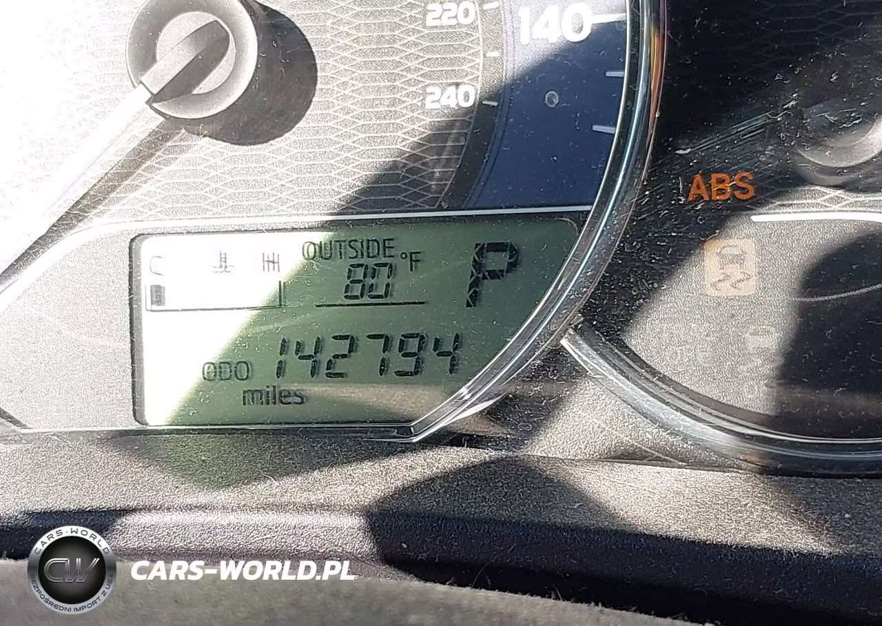2016 Toyota Corolla Le VIN:2T1BURHE2GC649199 - 16
