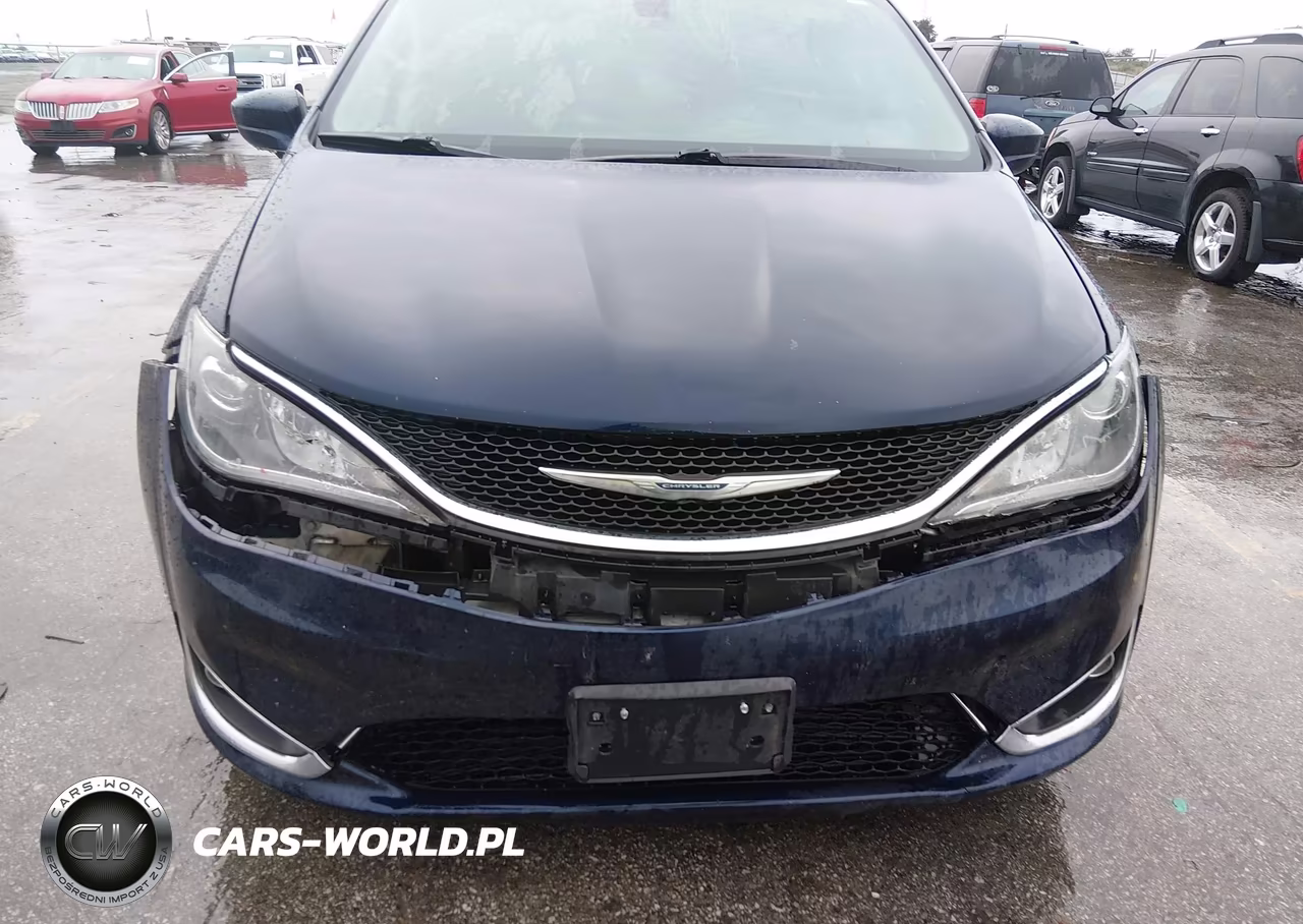 2017 Chrysler Pacifica Touring-L VIN:2C4RC1BG4HR687905 - 12