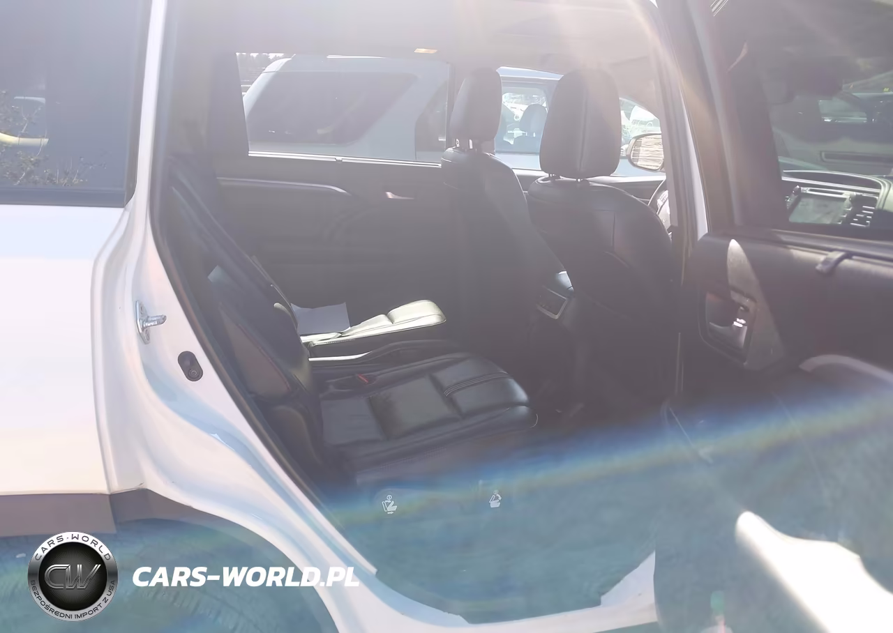 2019 Toyota Highlander Se VIN:5TDJZRFH8KS981996 - 8