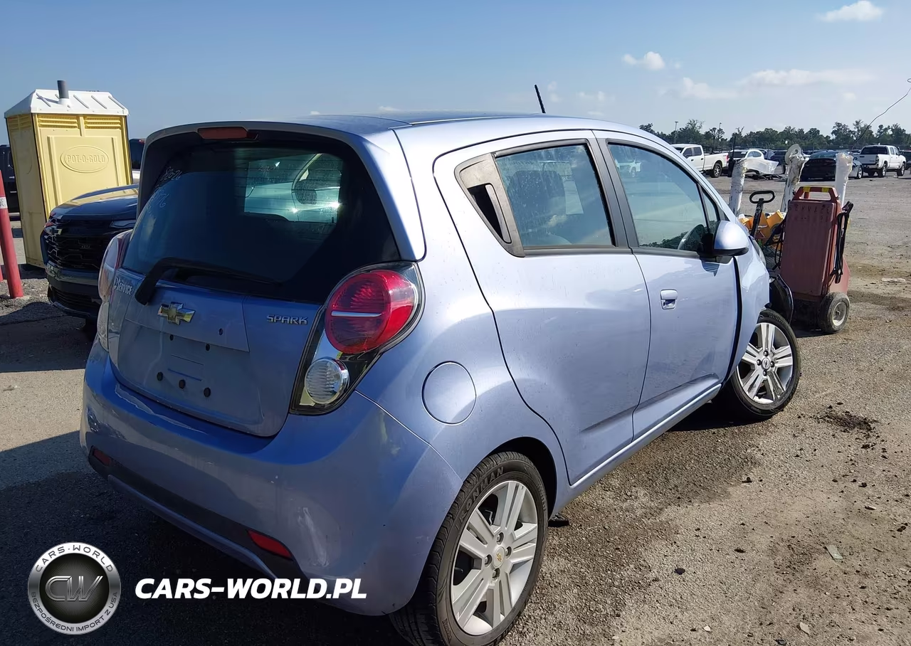 2015 Chevrolet Spark Ls Cvt VIN:KL8CB6S99FC783776 - 4