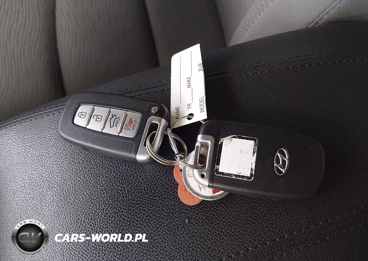 2014 Hyundai Sonata Hybrid VIN:KMHEC4A47EA112782 - 11