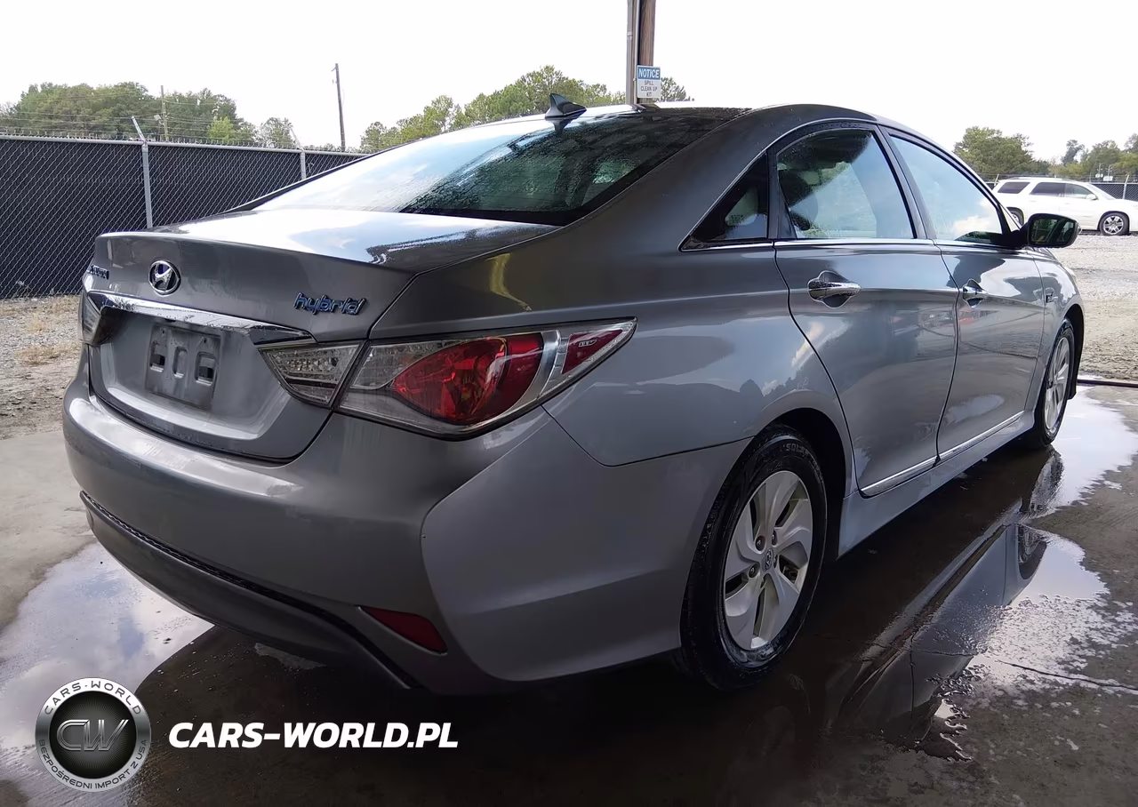 2014 Hyundai Sonata Hybrid VIN:KMHEC4A47EA112782 - 4