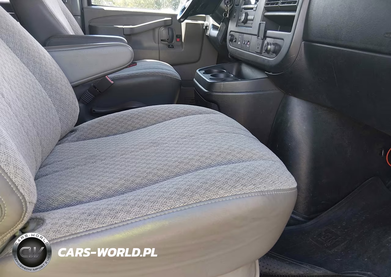2017 Chevrolet Express 2500 Ls VIN:1GNWGEFG2H1264258 - 5