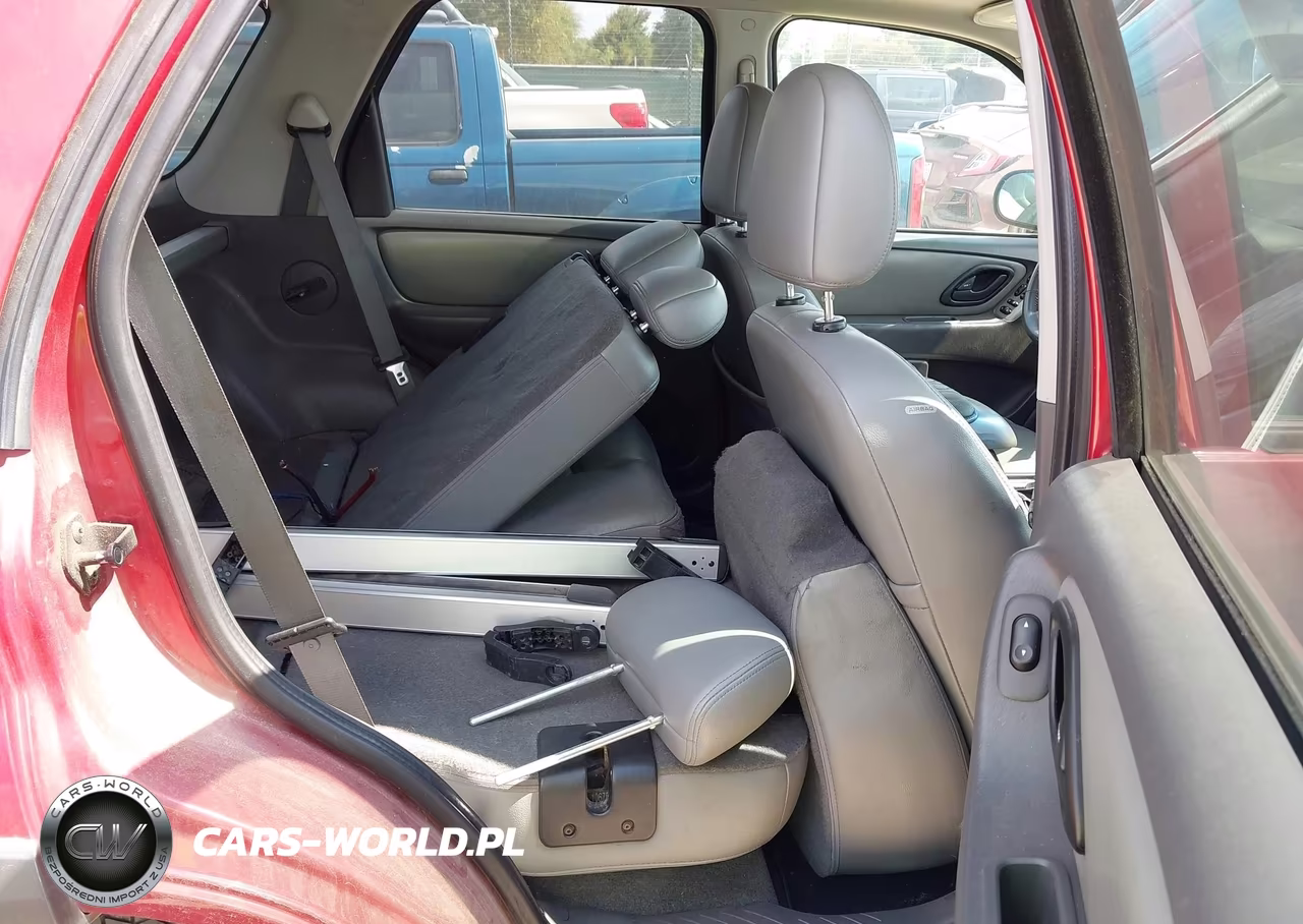 2005 Ford Escape Xlt VIN:1FMCU93105KD87554 - 8