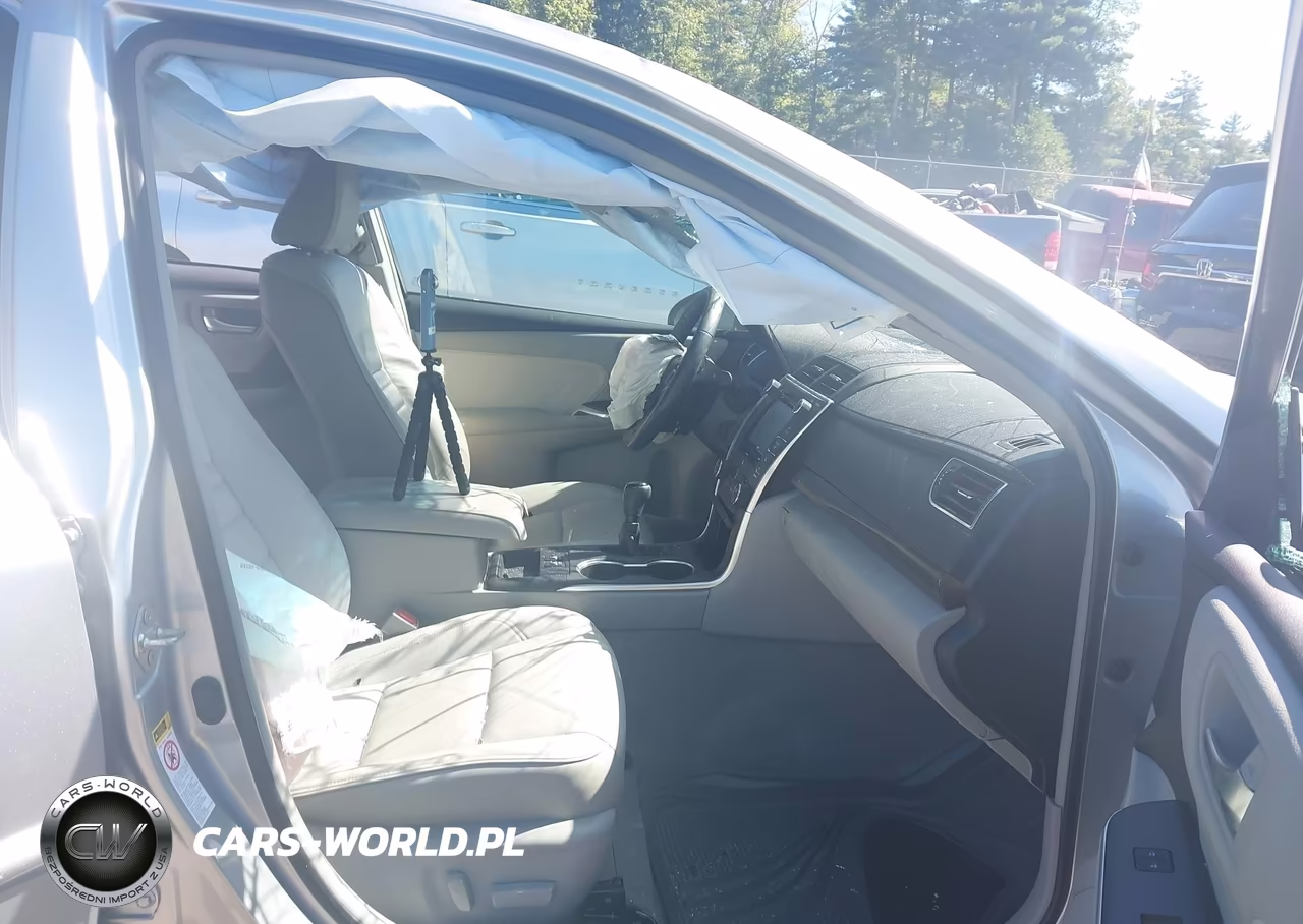 2017 Toyota Camry Xle VIN:4T1BF1FK2HU621732 - 5