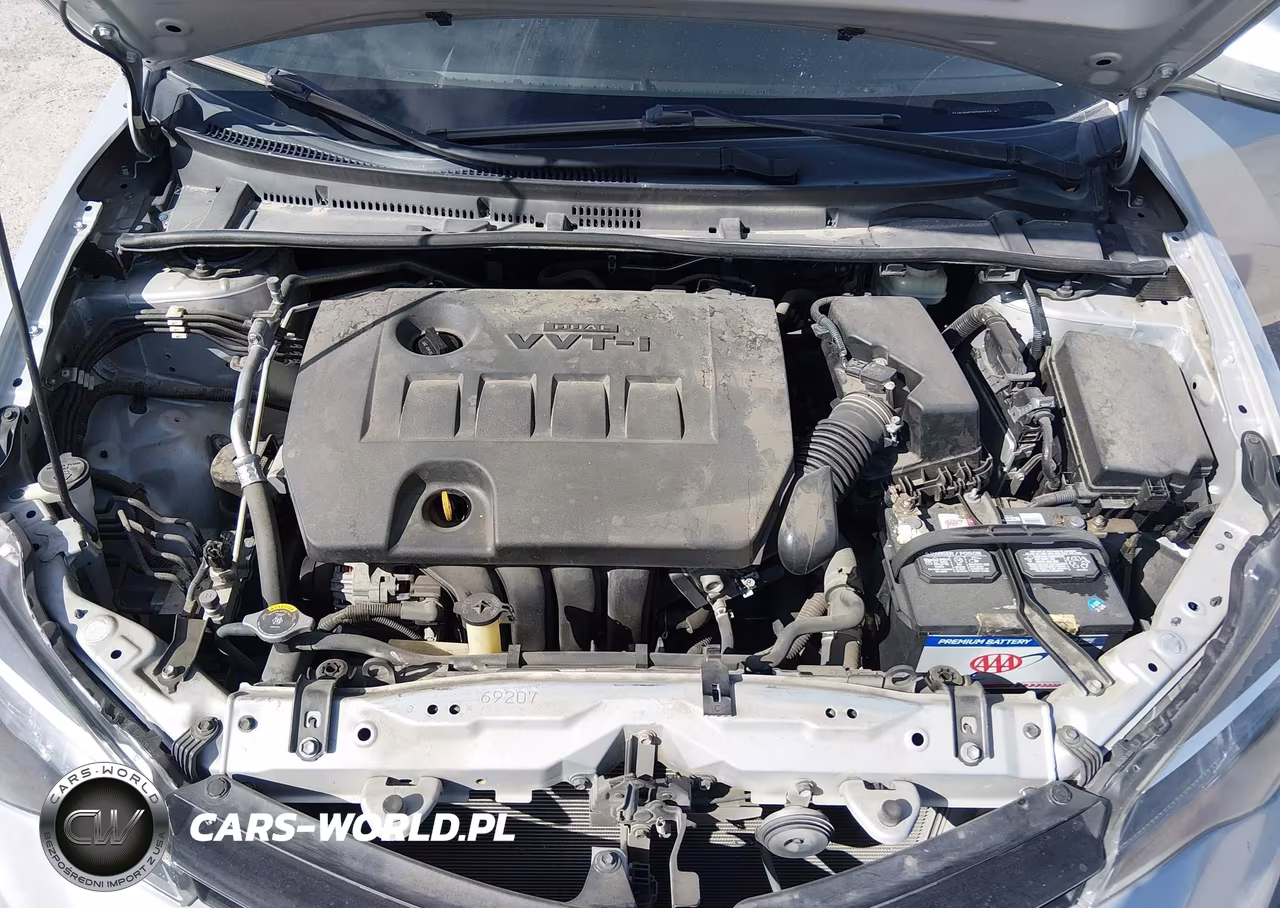 2017 Toyota Corolla Le VIN:2T1BURHE0HC888560 - 10
