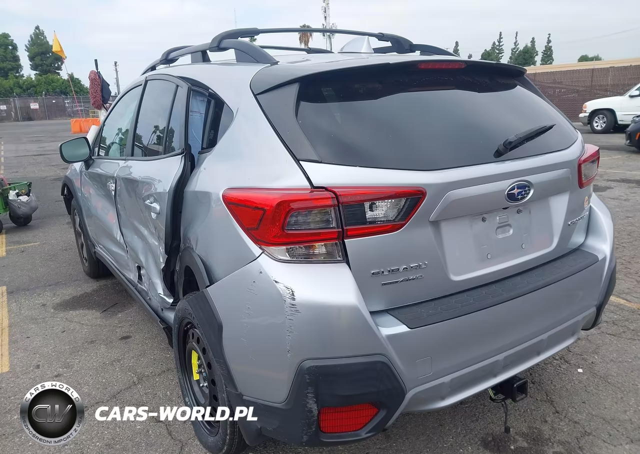 2020 Subaru Crosstrek Premium VIN:JF2GTAPCXLH240367 - 3