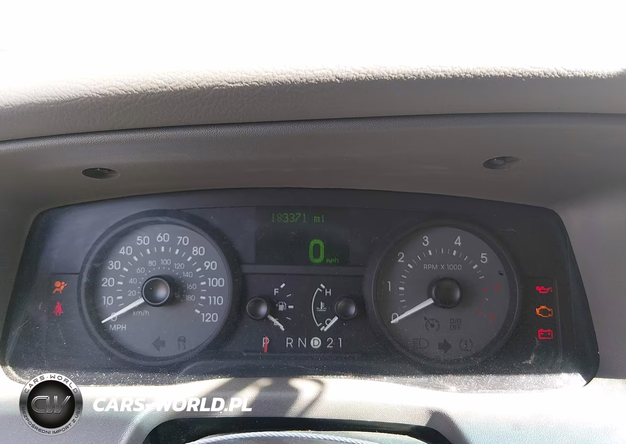 2007 Mercury Grand Marquis Ls VIN:2MEFM75V57X639786 - 7