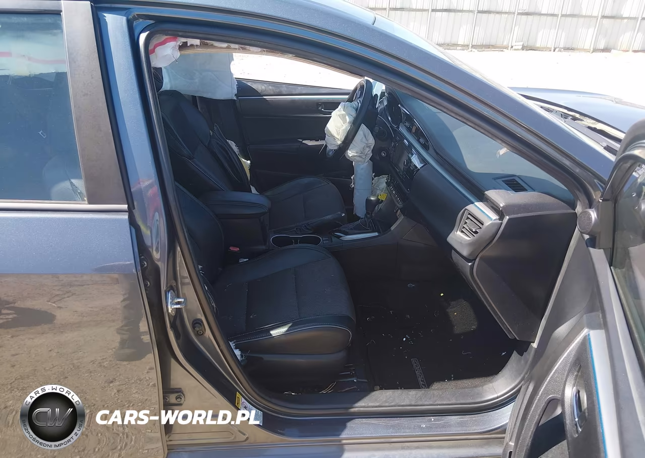 2016 Toyota Corolla S Plus VIN:2T1BURHE4GC726512 - 5