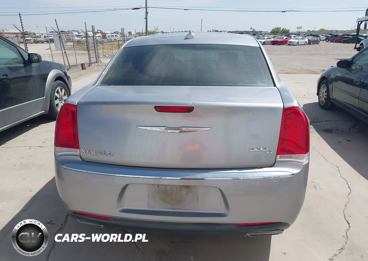 2016 Chrysler 300C VIN:2C3CCAEG1GH219589 - 15