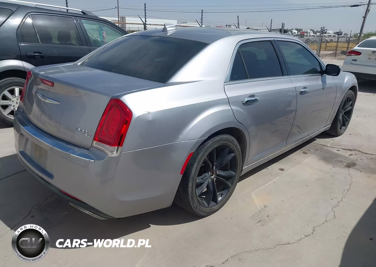 2016 Chrysler 300C VIN:2C3CCAEG1GH219589 - 4