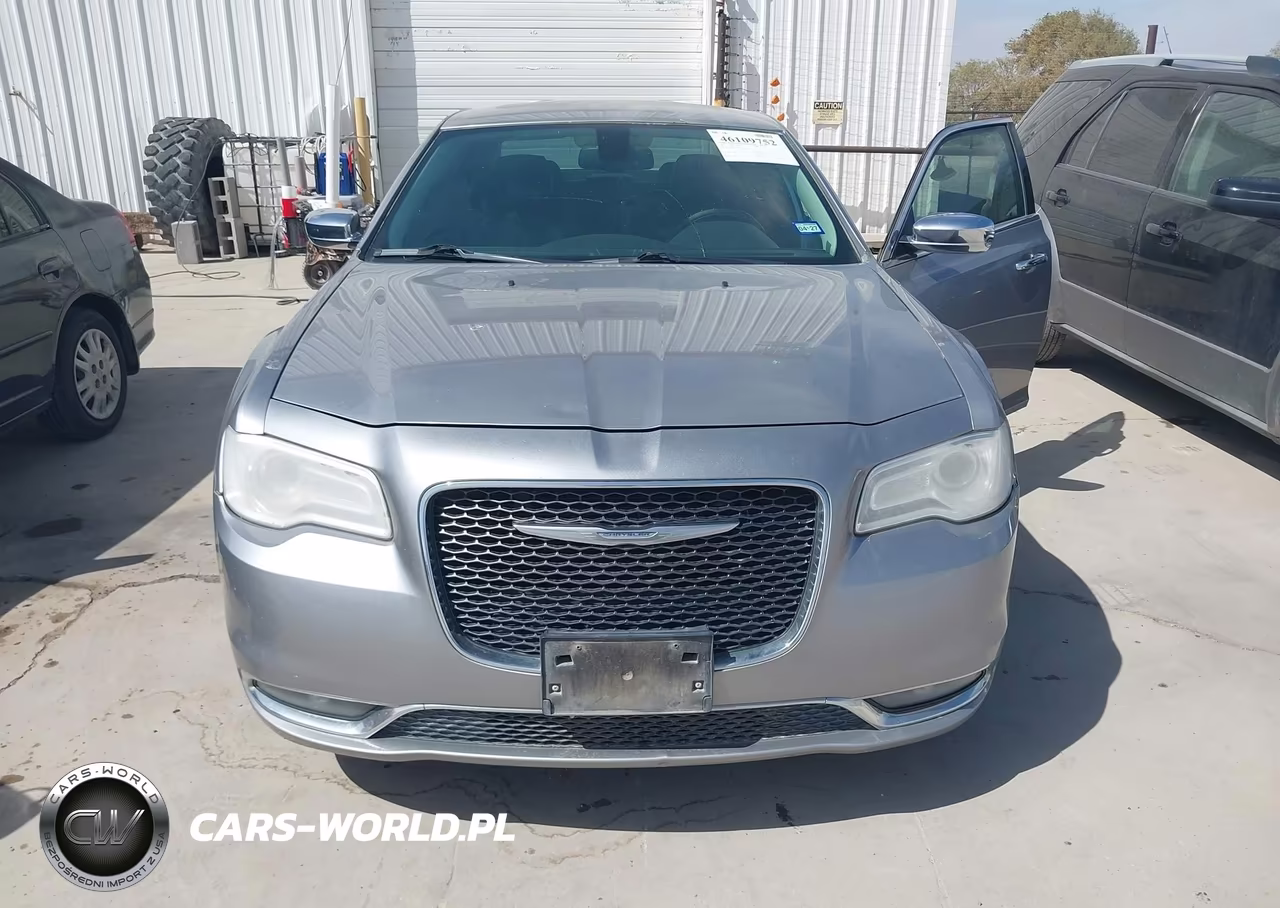 2016 Chrysler 300C VIN:2C3CCAEG1GH219589 - 6