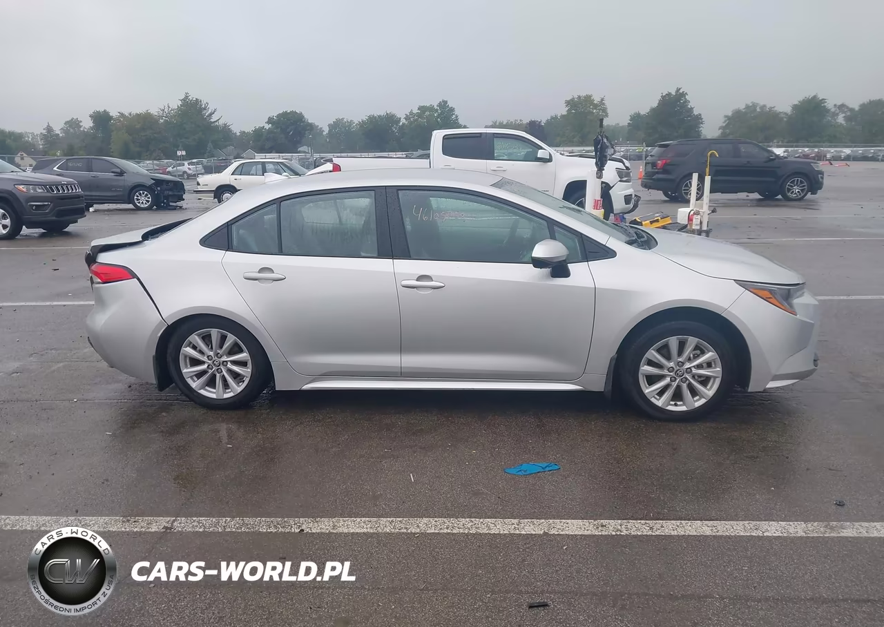 2026 Toyota Corolla Le VIN:5YFB4MDE7TP405826 - 12