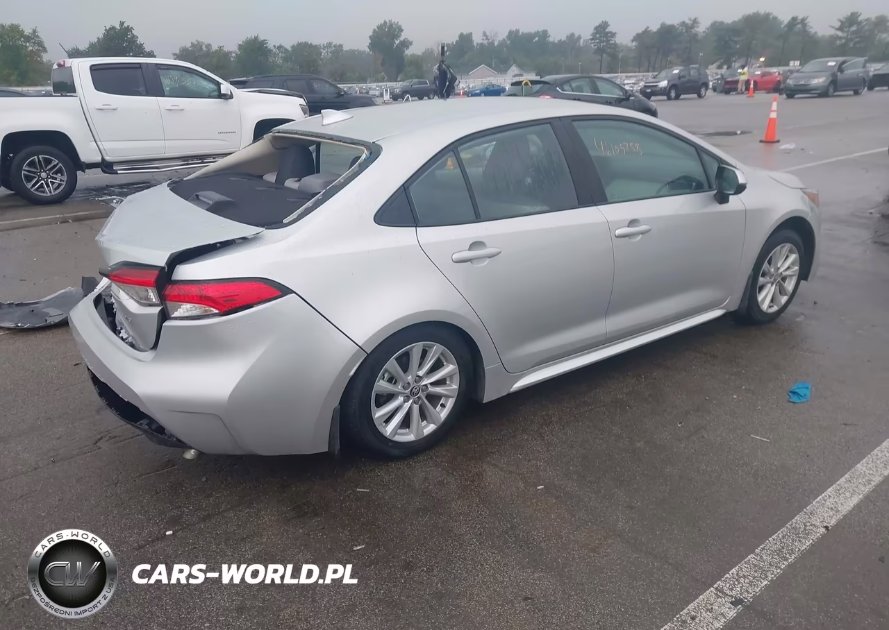 2026 Toyota Corolla Le VIN:5YFB4MDE7TP405826 - 4