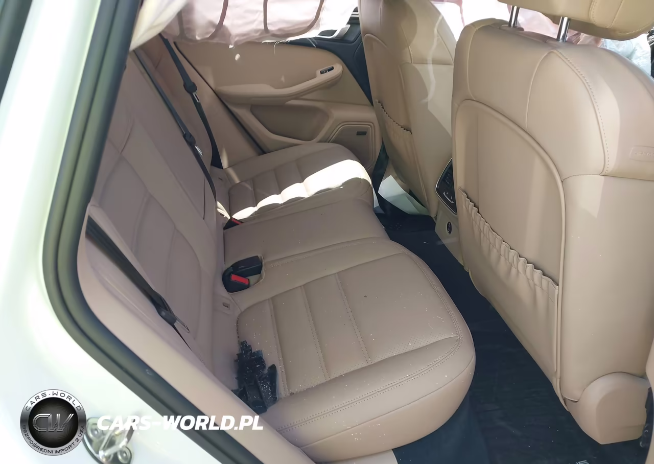 2025 Porsche Macan T VIN:WP1AA2A50SLB15513 - 8