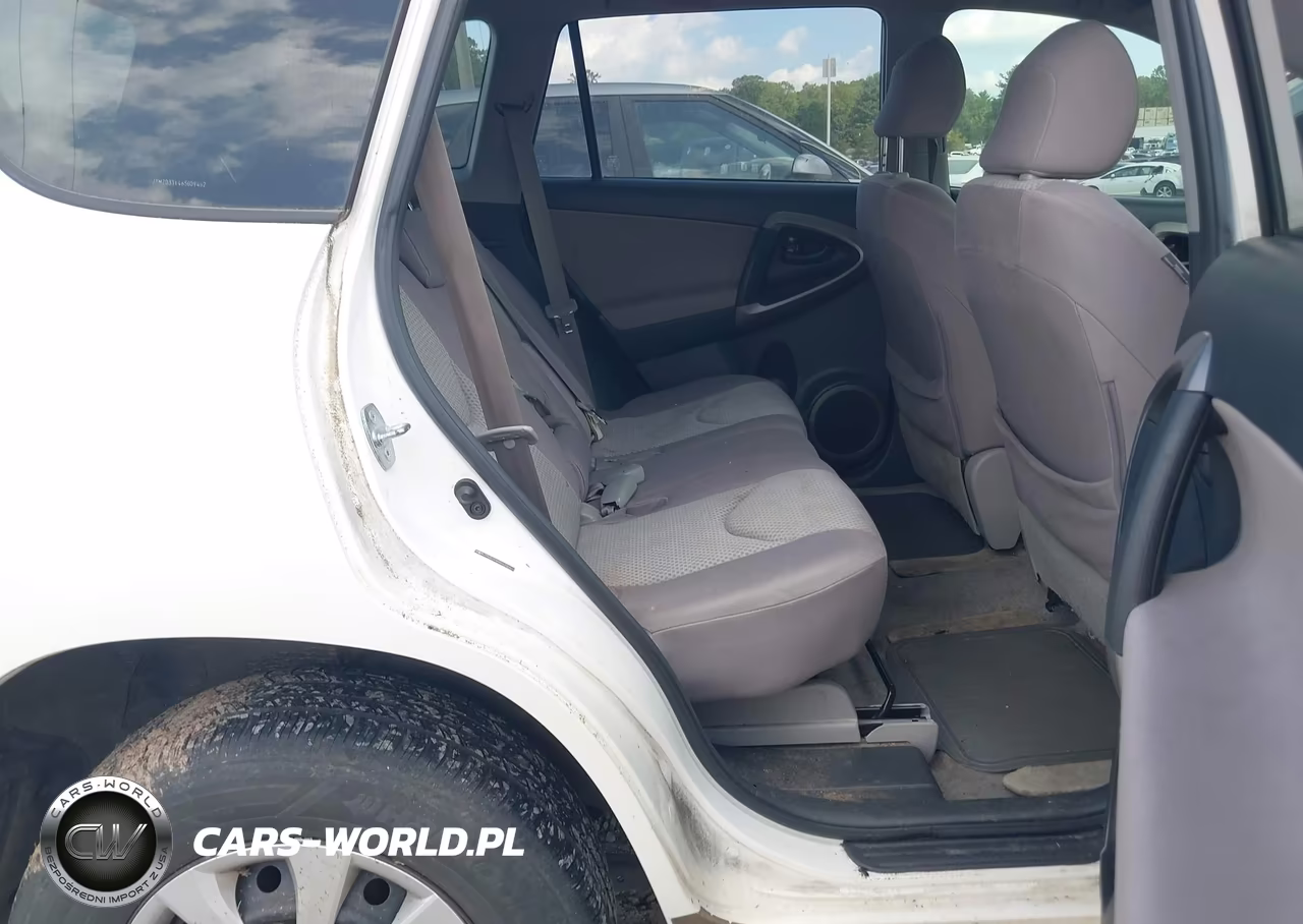 2006 Toyota Rav4 VIN:JTMZD33V465009462 - 8