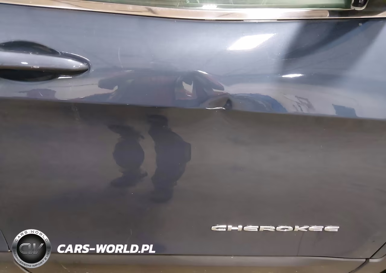 2019 Jeep Cherokee Latitude Plus 4X4 VIN:1C4PJMLX2KD361804 - 21